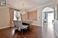 37 NEWBRIDGE AVENUE | Richmond Hill Ontario | Slide Image Nine