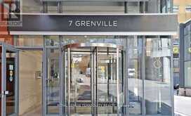 3702 - 7 GRENVILLE STREET W | Toronto Ontario | Slide Image Four