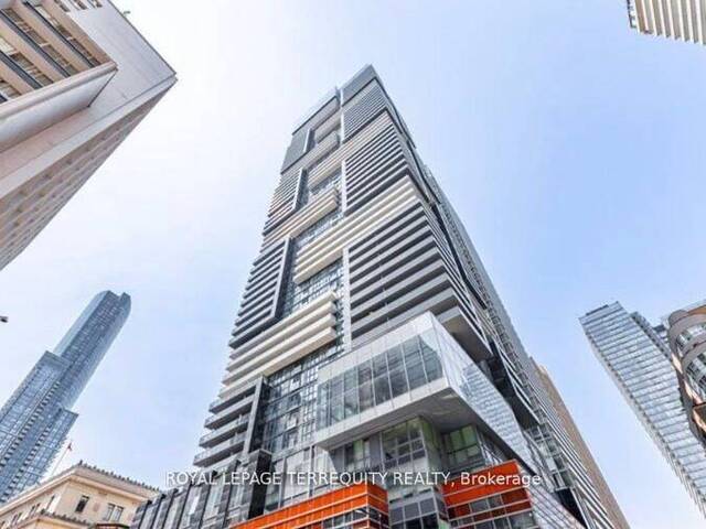 3702 - 7 GRENVILLE STREET W Toronto Ontario, M4Y 0E9 - Condo For Sale