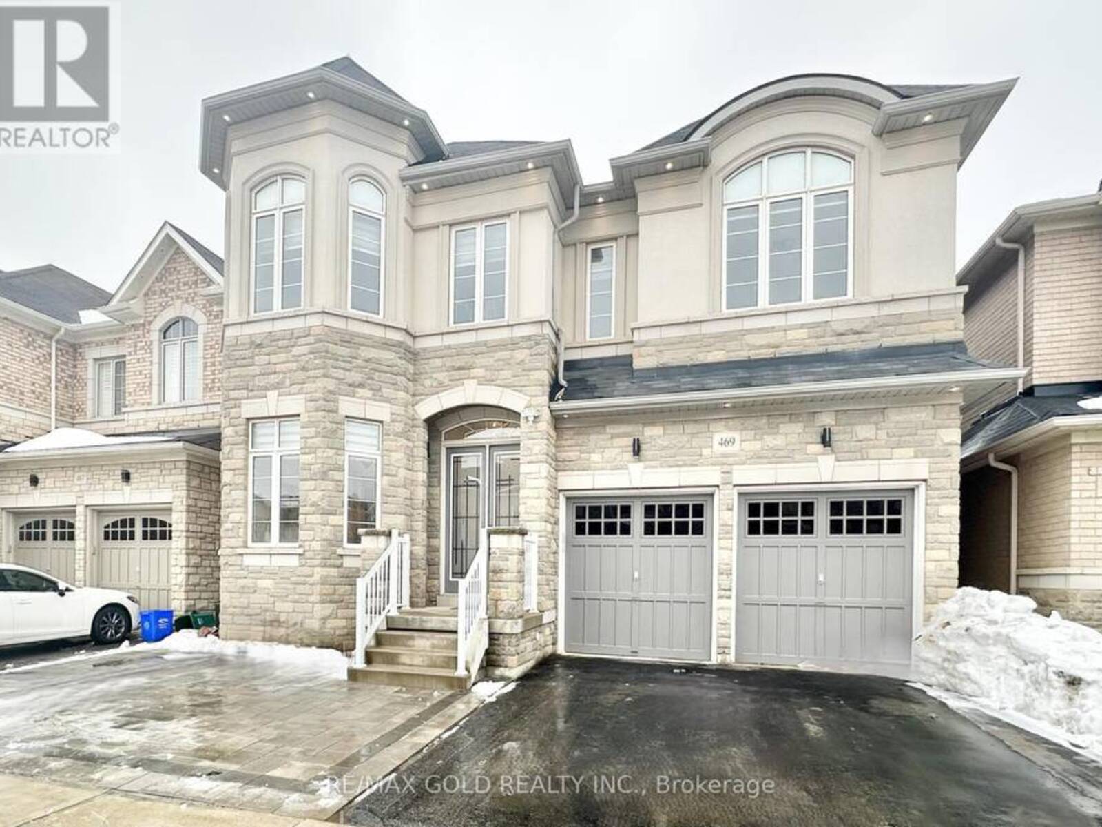 469 THRESHING MILL BOULEVARD, Oakville, Ontario L6H 0T3