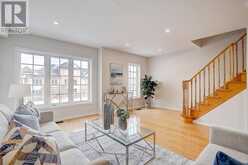 42 THOROUGHBRED WAY | Markham Ontario | Slide Image Nine