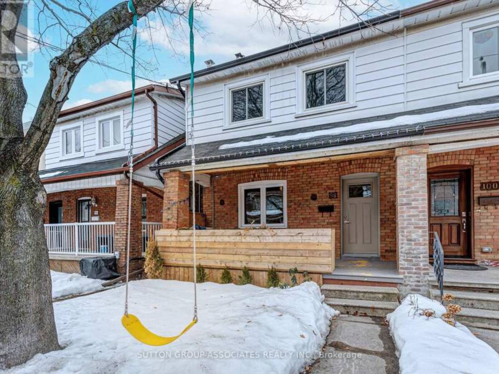 98 SILVERTHORN AVENUE, Toronto, Ontario M6N 3K1