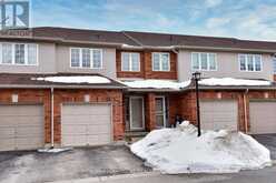 5 - 174 HIGHBURY DRIVE | Hamilton Ontario | Slide Image One