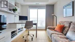 305 - 9 STOLLERY POND CRESCENT | Markham Ontario | Slide Image Thirty-one