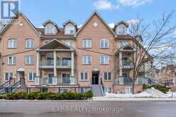 712 - 75 WELDRICK ROAD E | Richmond Hill Ontario | Slide Image One