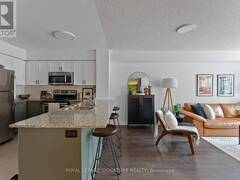 115 - 816 LANSDOWNE AVENUE Toronto Ontario, M6H 4K6