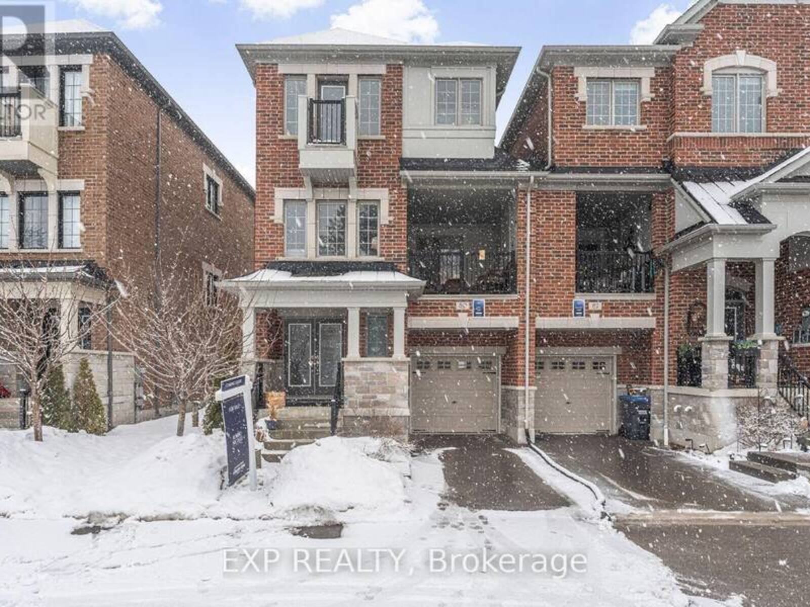 80 OAKMORE LANE, Brampton, Ontario L6Y 6H5