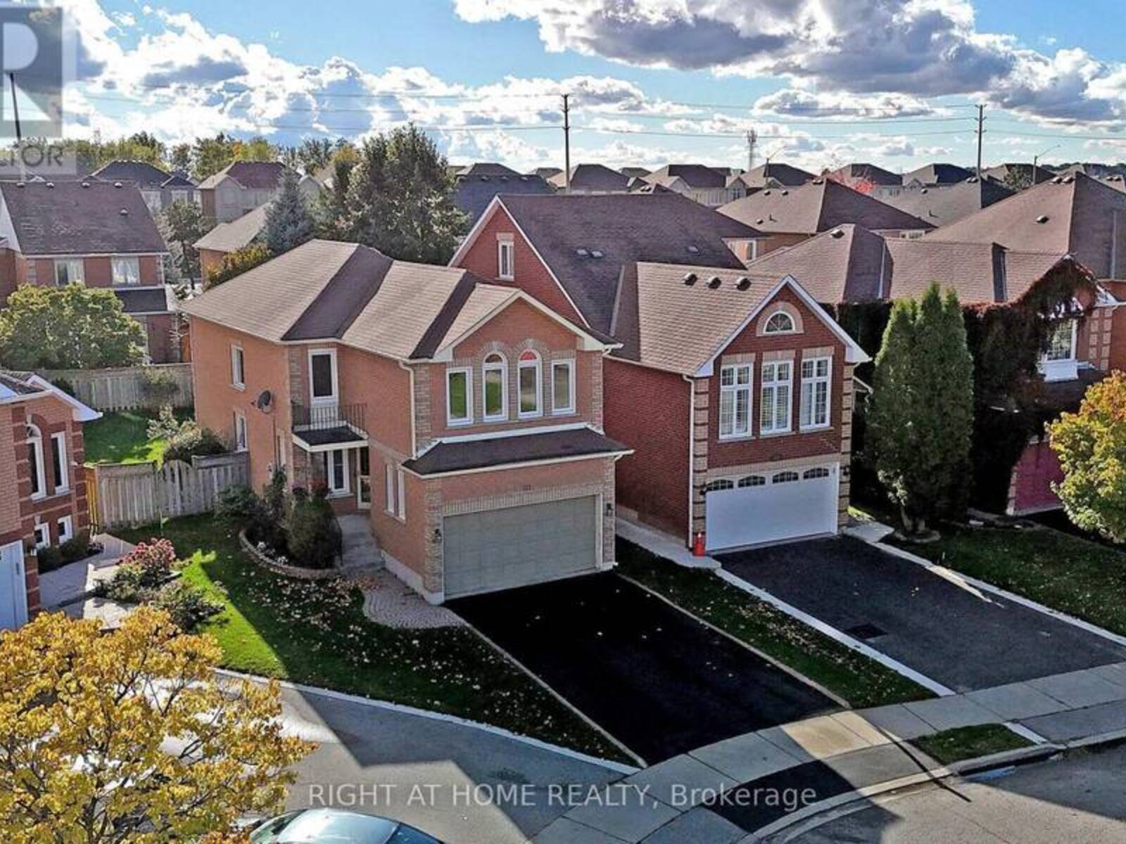 117 LENT CRESCENT, Brampton, Ontario L6Y 5E6