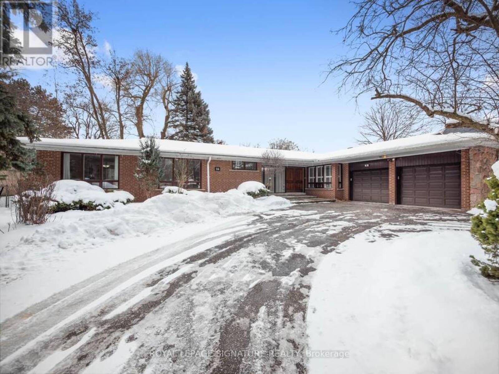 36 CHIEFTAIN CRESCENT, Toronto, Ontario M2L 2H4