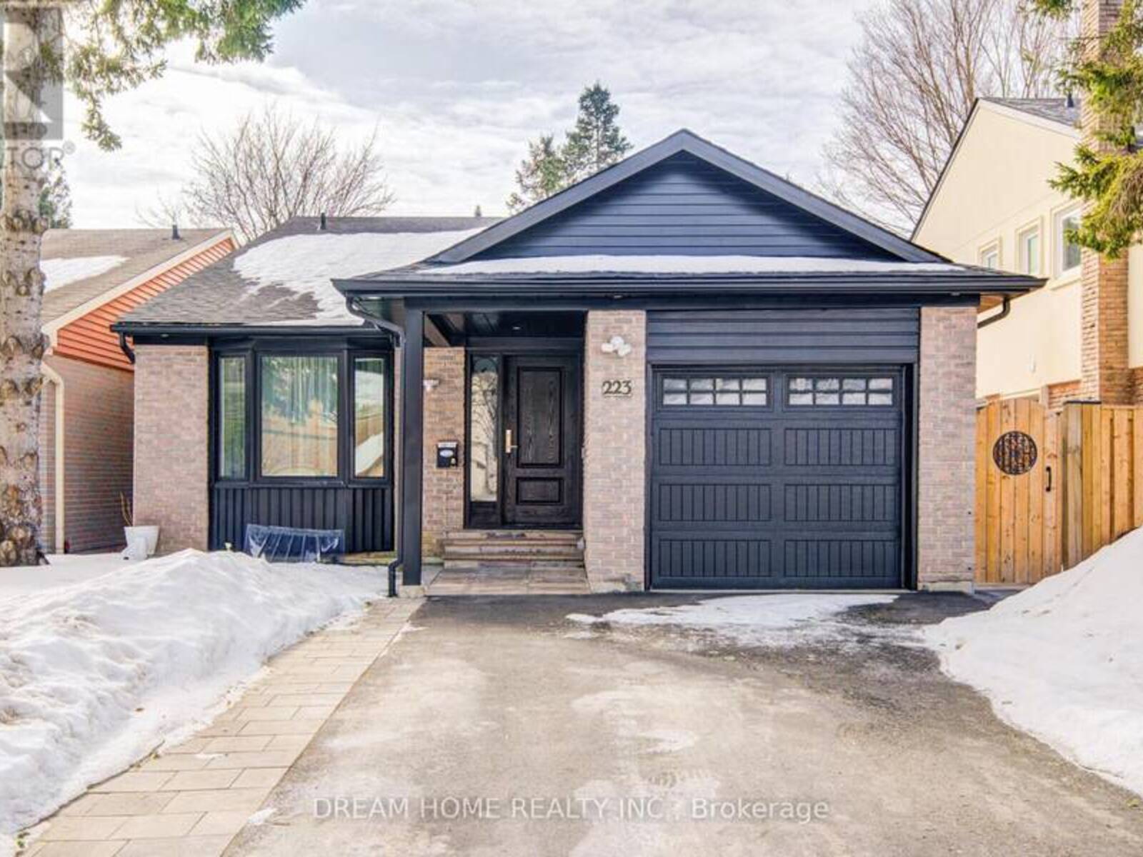 223 WELDRICK ROAD W, Richmond Hill, Ontario L4C 5J2