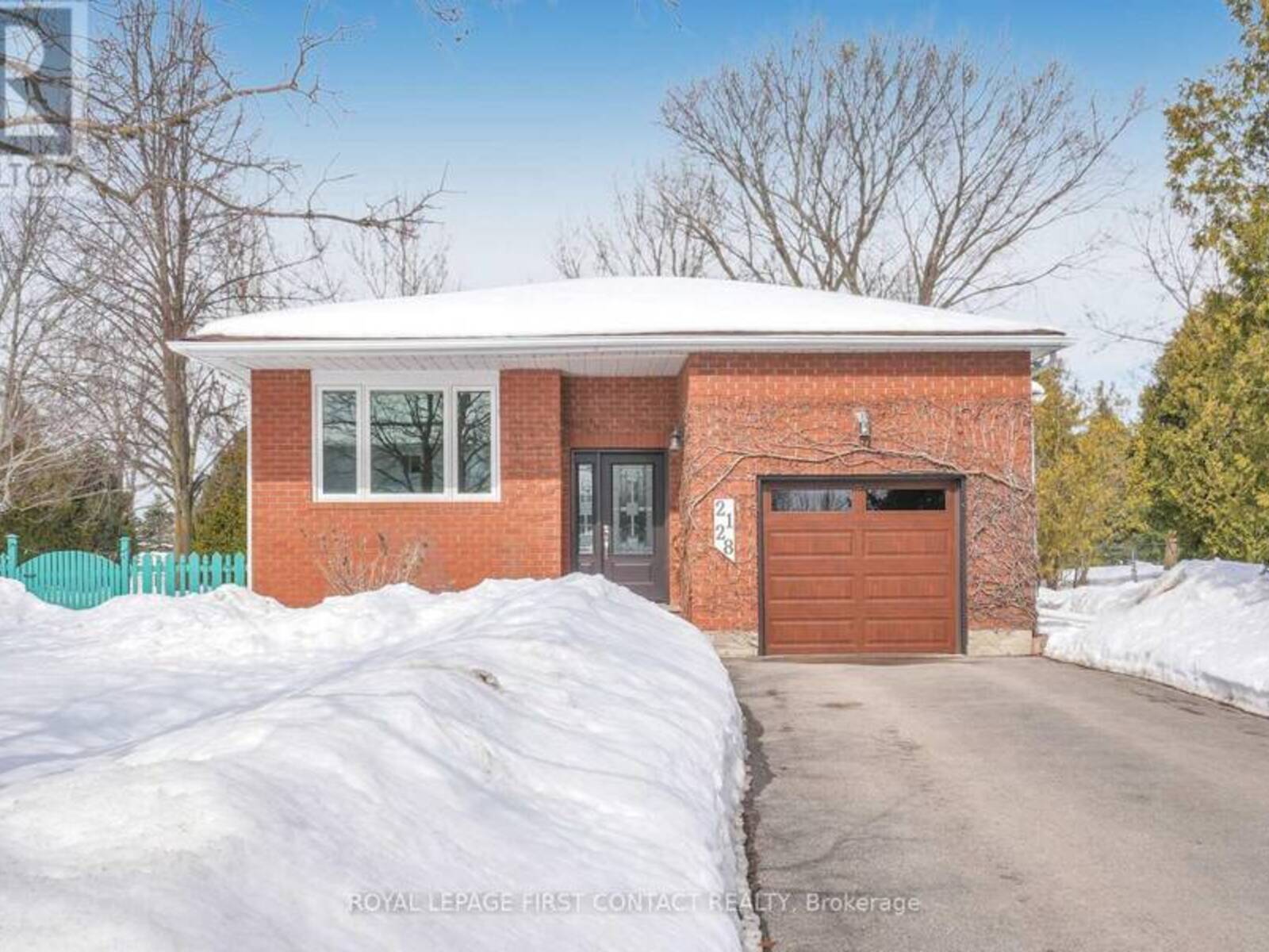 2128 GORDON STREET, Innisfil, Ontario L9S 1C6