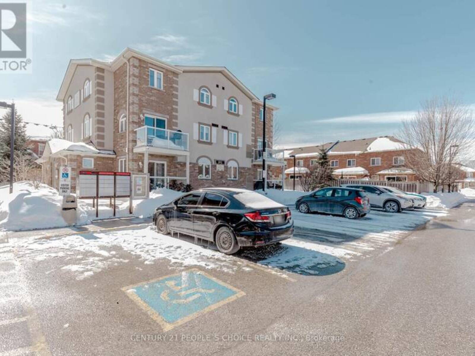 7 - 133 SYDENHAM WELLS, Barrie, Ontario L4M 0H3