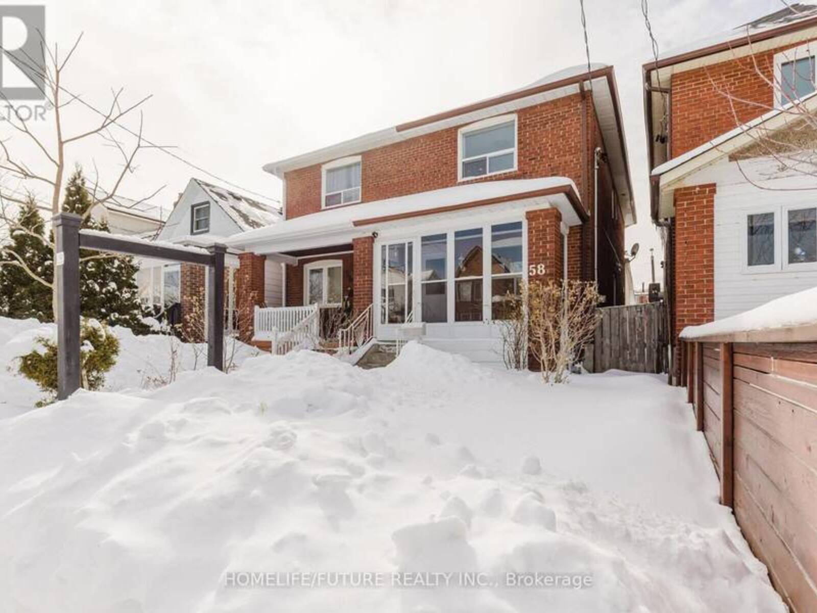 58 SIBLEY AVENUE, Toronto, Ontario M4C 5E9