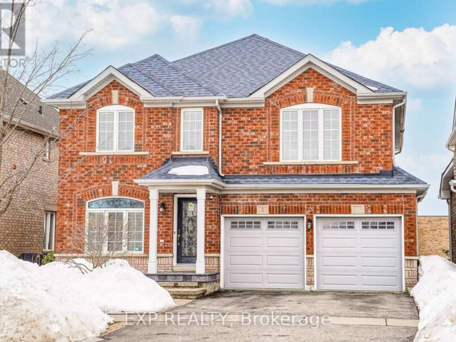 8 BELLINGER DRIVE, Ajax, Ontario L1T 4N3