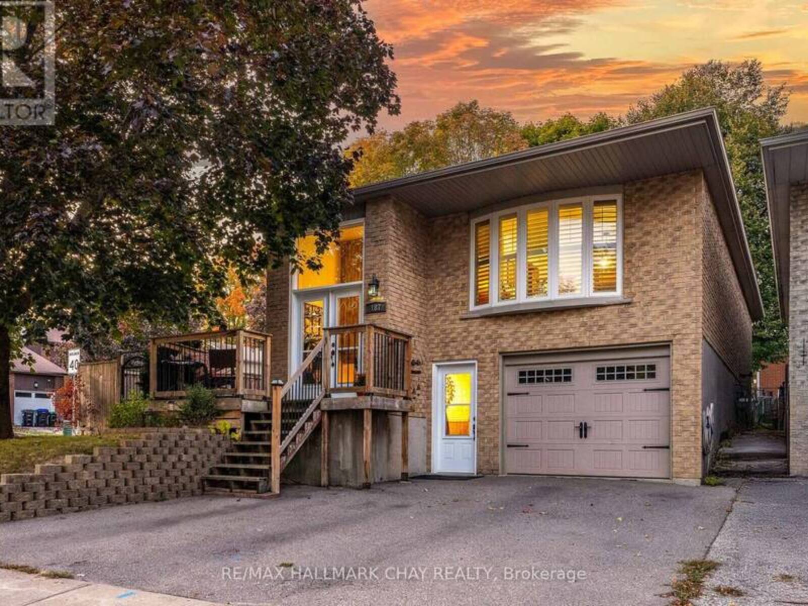 187 FRED COOK DRIVE, Bradford West Gwillimbury, Ontario L3Z 1V1