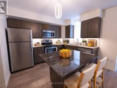 307 - 816 LANSDOWNE AVENUE Toronto Ontario, M6H 4K6