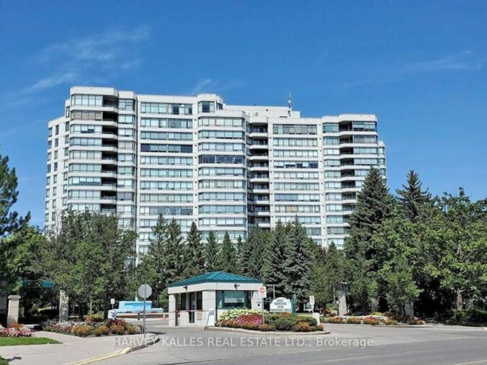 212 - 120 PROMENADE CIRCLE, Vaughan, Ontario L4J 7W9