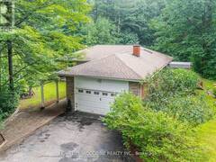 18 WOODLAND HEIGHTS DRIVE Adjala-Tosorontio Ontario, L0M 1J0