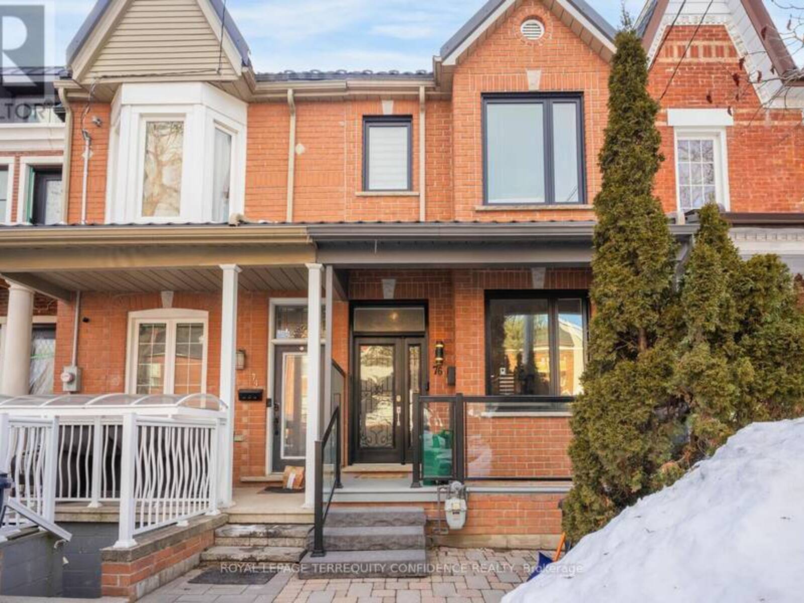 76 MONTROSE AVENUE, Toronto, Ontario M6J 2T7