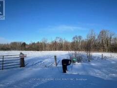 3492 12/13 SIDE ROAD New Lowell Ontario, L0M 1N0