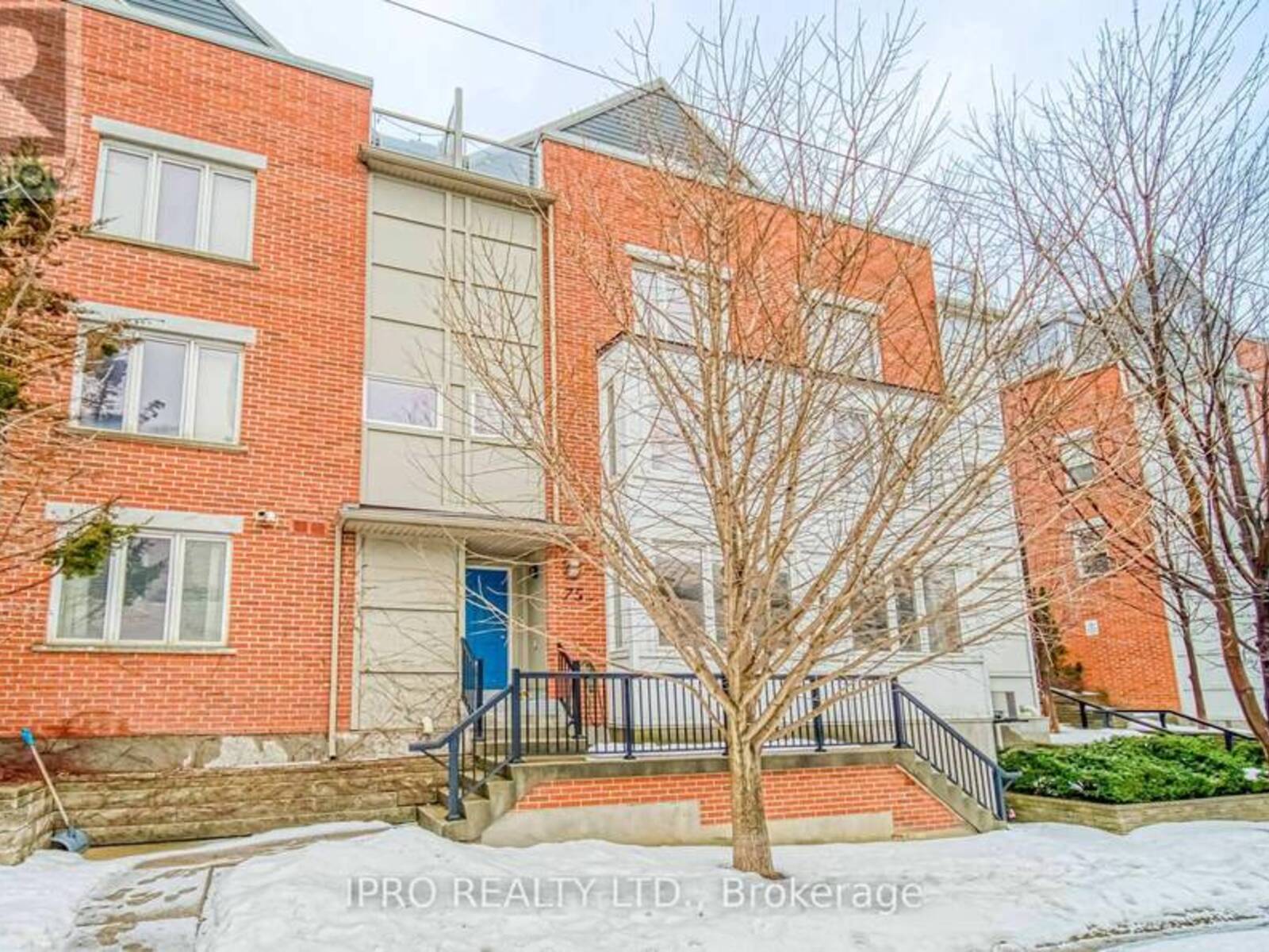 75 CARROLL STREET, Toronto, Ontario M4M 3G2