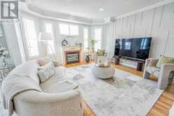 9 MOCKINGBIRD DRIVE | Richmond Hill Ontario | Slide Image Nine