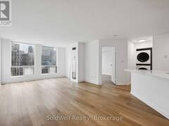 1802 - 25 GRENVILLE STREET Toronto Ontario, M4Y 2X5