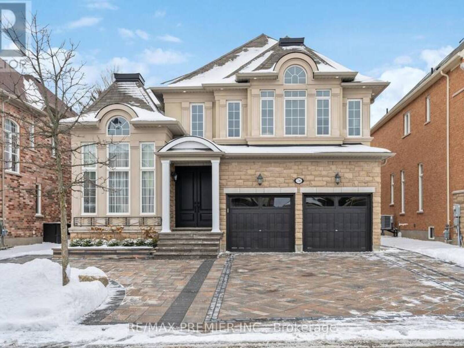 76 HEINTZMAN CRESCENT, Vaughan, Ontario L6A 4T1