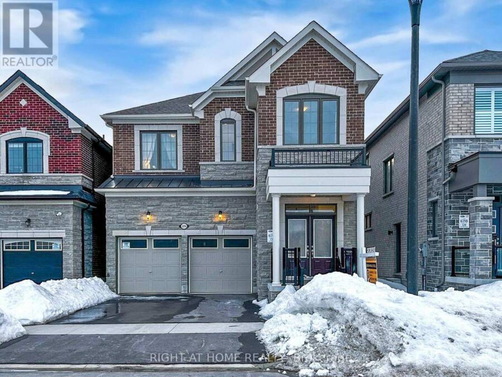 3294 TURNSTONE BOULEVARD, Pickering, Ontario L1X 0M9