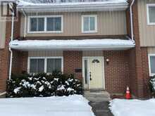 9 - 121 UNIVERSITY AVENUE E | Waterloo Ontario | Slide Image One