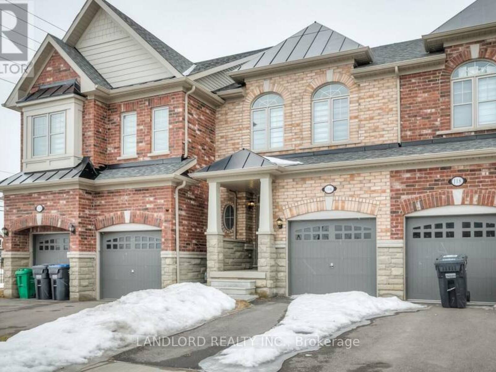 116 FINEGAN CIRCLE, Brampton, Ontario L7A 0B7