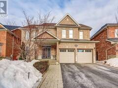 9 HUGO ROAD Brampton Ontario, L6P 1W4