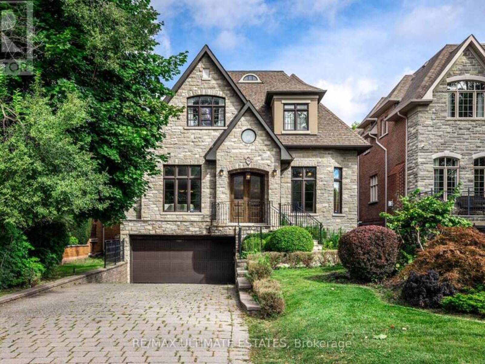 58 SPRUCE AVENUE, Richmond Hill, Ontario L4C 6W1