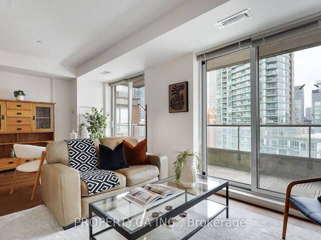 1212 - 168 KING STREET E Toronto Ontario, M5A 4S4 - 2 Bedrooms Condo For Sale