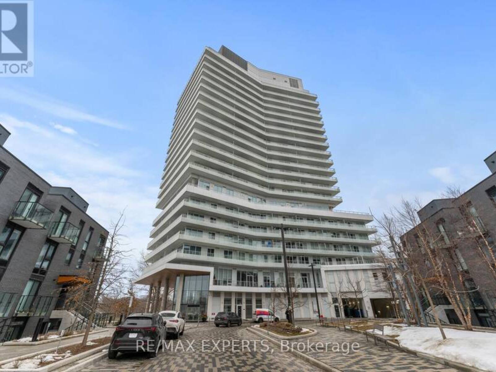 1909 - 20 BRIN DRIVE, Toronto, Ontario M8X 0B2