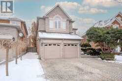 9 ALPINE CRESCENT | Richmond Hill Ontario | Slide Image Two