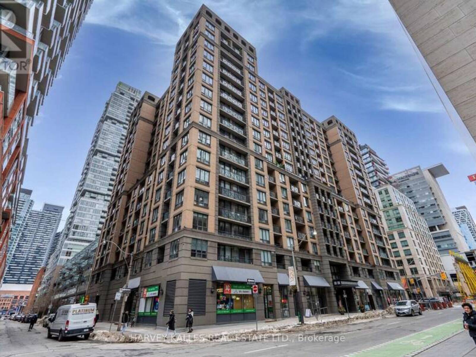 1412 - 140 SIMCOE STREET, Toronto, Ontario M5H 4E9