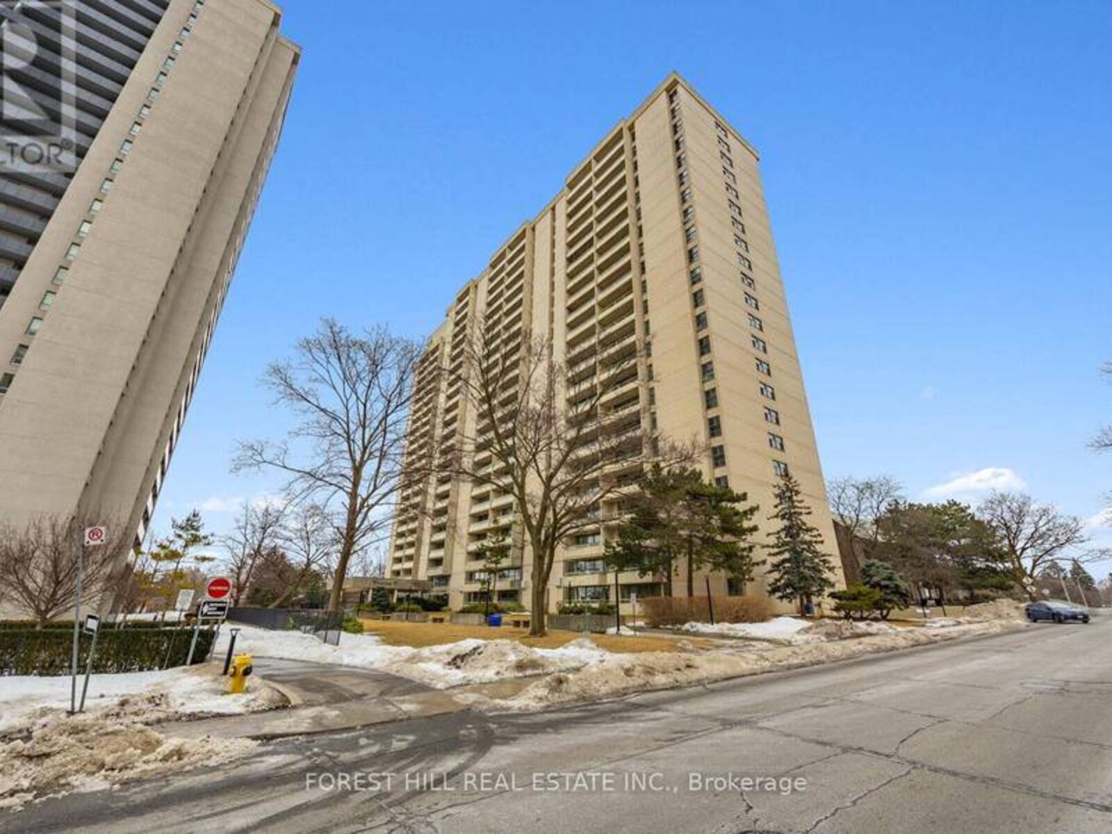 915 - 360 RIDELLE AVENUE, Toronto, Ontario M6B 1K1