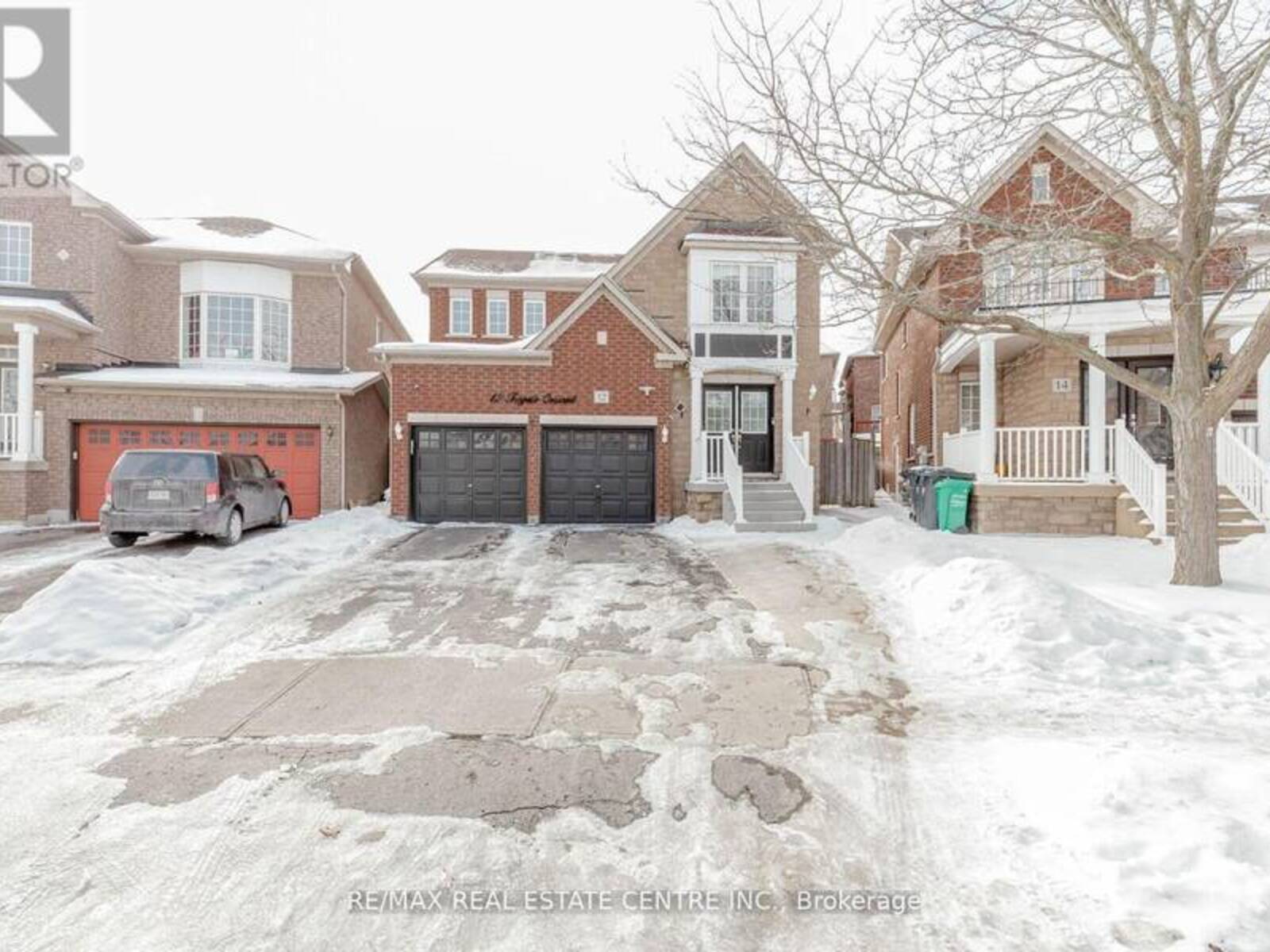 12 TREGATE CRESCENT W, Brampton, Ontario L7A 2P3