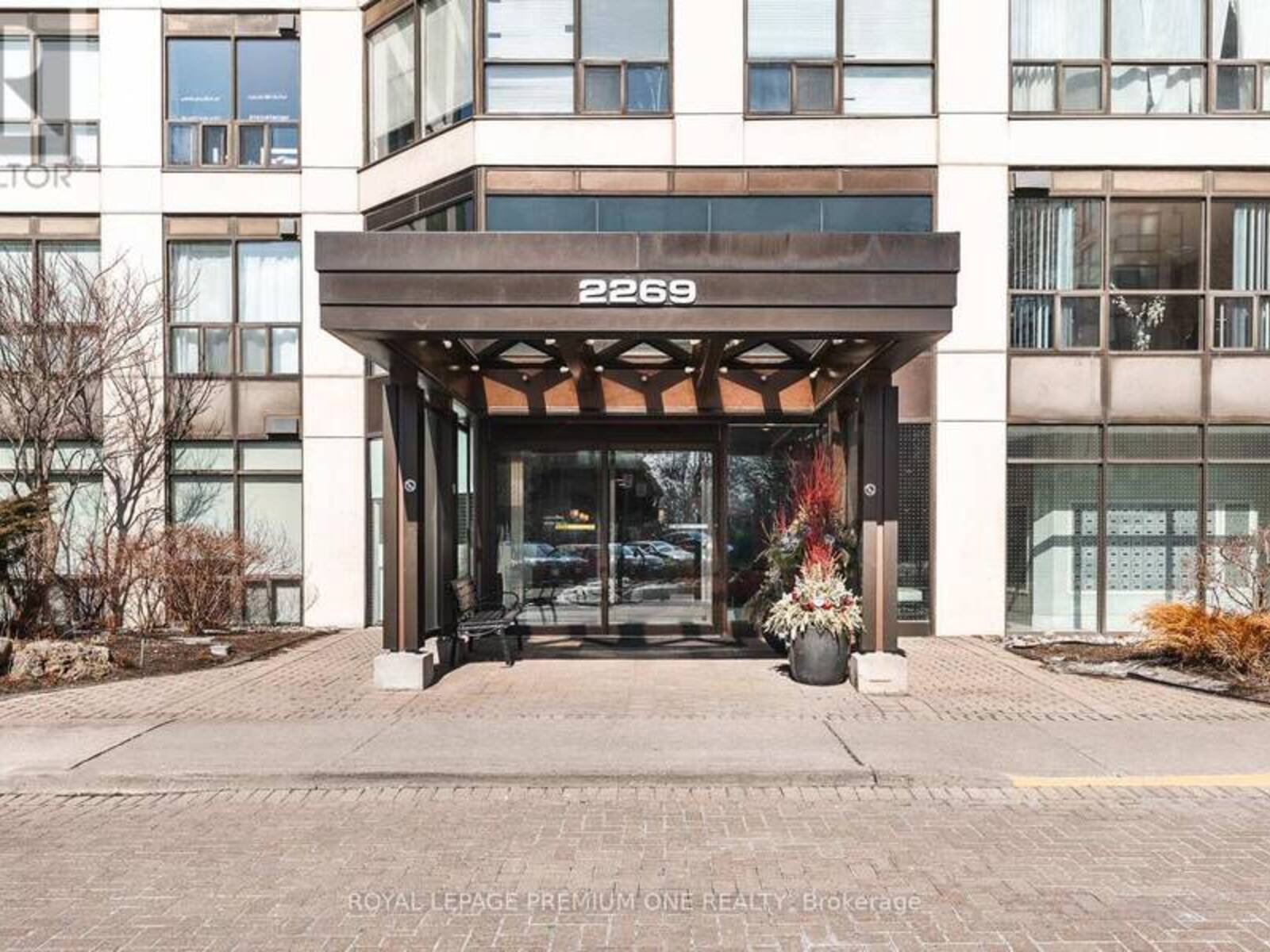 1104 - 2269 LAKE SHORE BLVD W BOULEVARD, Toronto, Ontario M8V 3X6