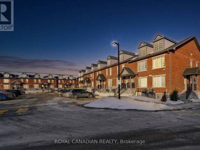 14 - 252 PENETANGUISHENE ROAD E Barrie Ontario, L4M 7C2 - 4 Bedrooms Condo For Sale