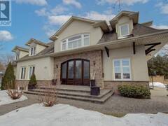 384 REBECCA STREET Oakville Ontario, L6K 1K6