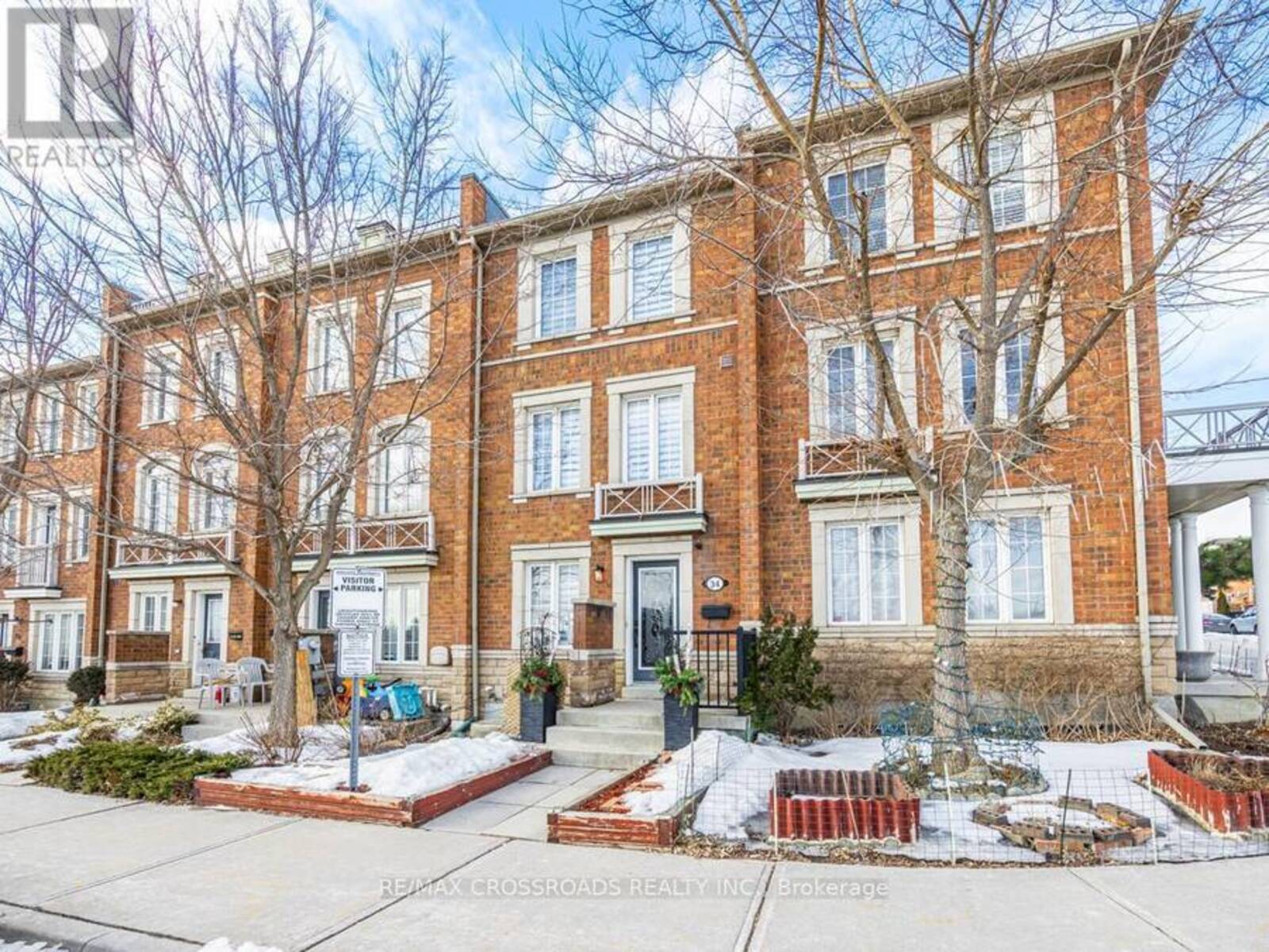 34 JIM BAIRD MEWS, Toronto, Ontario M3L 0C6