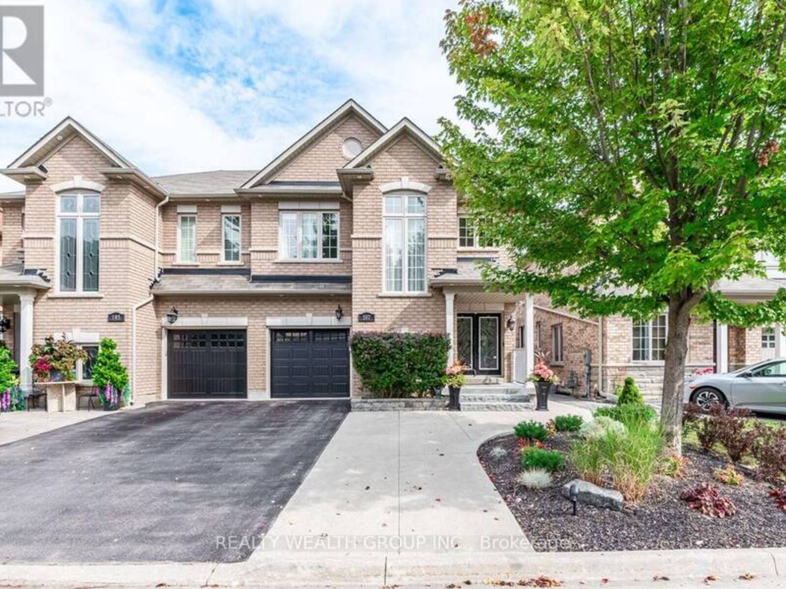 107 BELLINI AVENUE, Vaughan, Ontario L4H 0R7