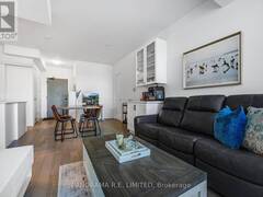 315 - 1063 DOUGLAS MCCURDY COMM Mississauga Ontario, L5G 0C5