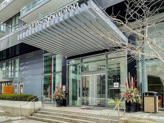 1001 - 30 ROEHAMPTON AVENUE Toronto Ontario, M4P 0B9 - 2 Bedrooms Condo For Sale