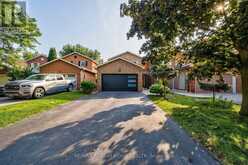 61 TROTHEN CIRCLE | Markham Ontario | Slide Image One