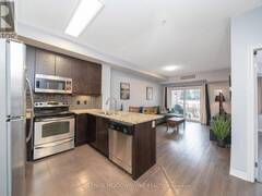 125 - 570 LOLITA GARDENS Mississauga Ontario, L5A 0A1