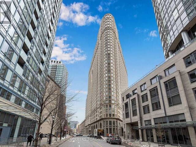 1822 - 25 THE ESPLANADE Toronto Ontario, M5E 1W5 - 2 Bedrooms Condo For Sale