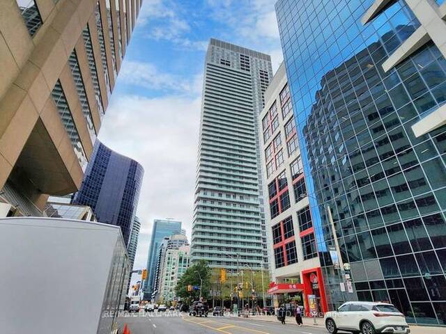 714 - 300 FRONT STREET W Toronto Ontario, M5V 0E9 - 1 Bedroom Condo For Sale